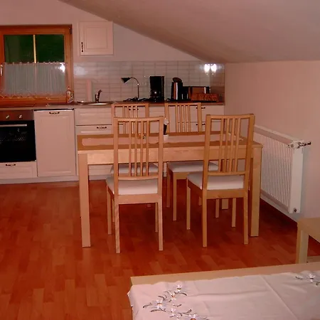 Haus Marlis Apartamento